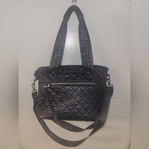 Adrienne Vittadini - Picture 2 of 10